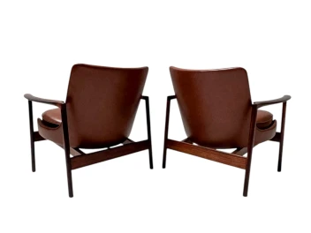 Two Mid-Century Modern Lounge Chairs by Ib Kofod-Larsen for Frõscher, 1970s